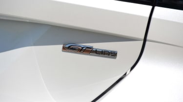 Peugeot 508 SW estate badge