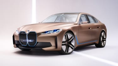2021 BMW Concept i4 - front 3/4 view