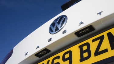 Volkswagen Passat GTE Estate badge