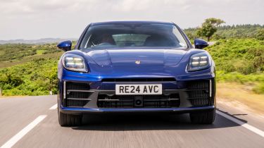 Porsche Panamera facelift front tracking