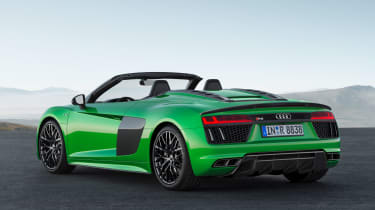 With 602bhp its high-revving V10 engine gets the Spyder Plus from 0-62mph in 3.3 seconds and onto 204mph