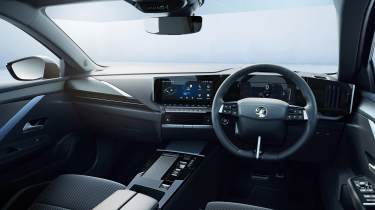 Vauxhall Astra Griffin interior