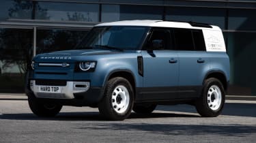 2020 Land Rover Defender 110 Hard Top - front 3/4 static