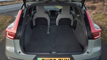 Volvo XC40/EX40 boot seats folded