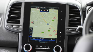 The Signature Nav trim benefits from an attractive portrait 8.7-inch touchscreen