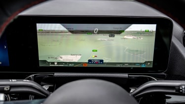 Mercedes B-Class MPV navigation