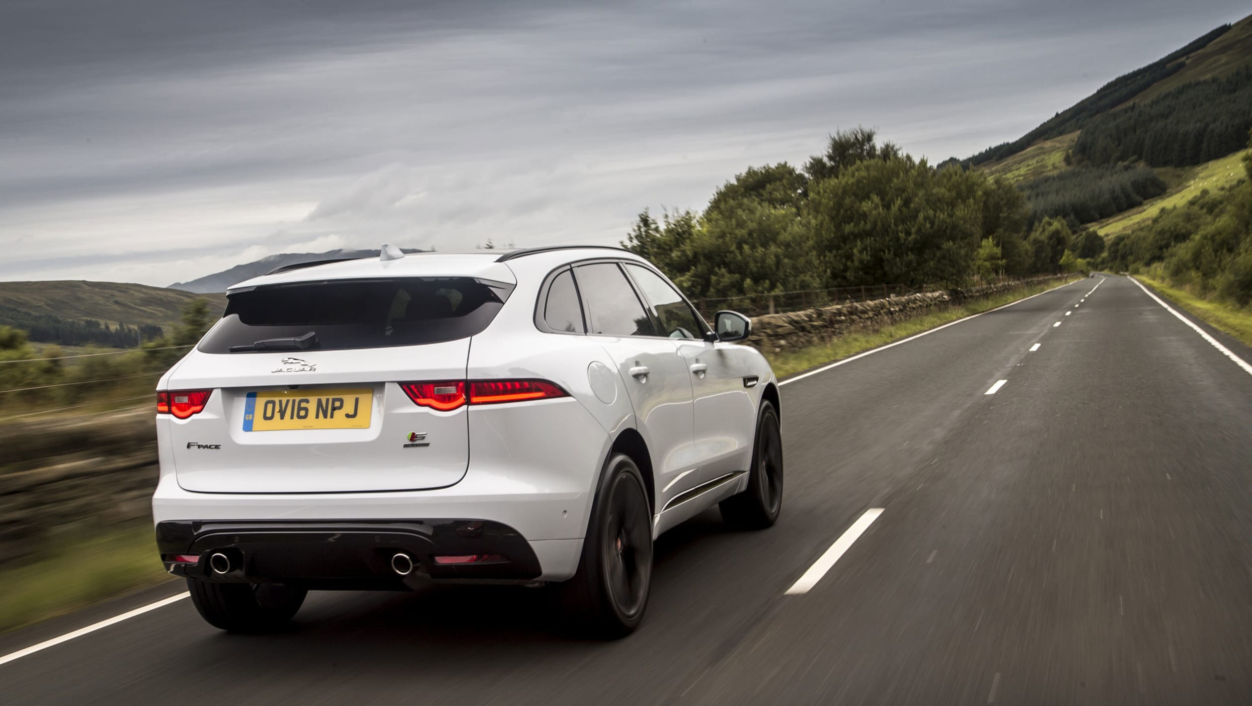 Best 4x4s and SUVs - pictures | Carbuyer