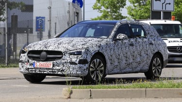 Spy shot of secretly tested future car