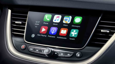 Vauxhall&#039;s Intellilink infotainment system, complete with Apple CarPlay and Android Auto, should be standard