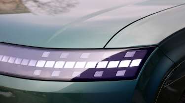 Hyundai Ioniq 9 headlight closeup