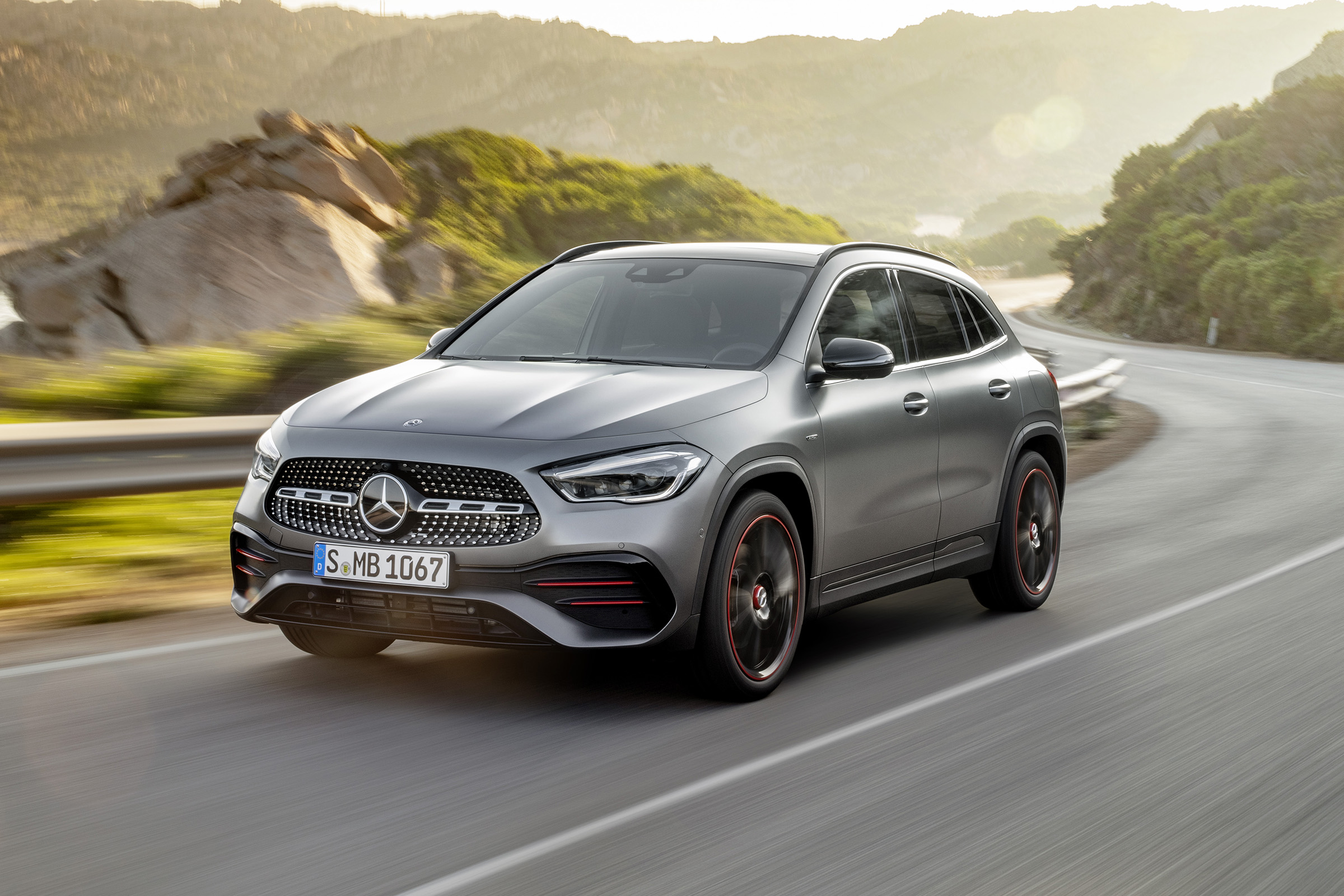 New Mercedes Gla Prices Specs And Release Date Carbuyer