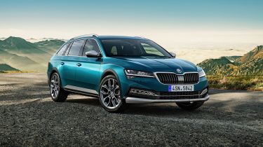 2019 Skoda Scout Superb - front view 