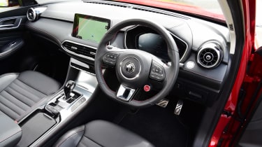 MG HS SUV facelift driver&#039;s seat
