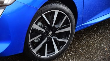 Peugeot 208 hatchback alloy wheels