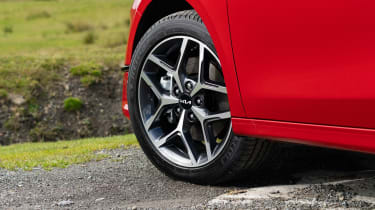 Kia Ceed Sportswagon estate alloy wheels