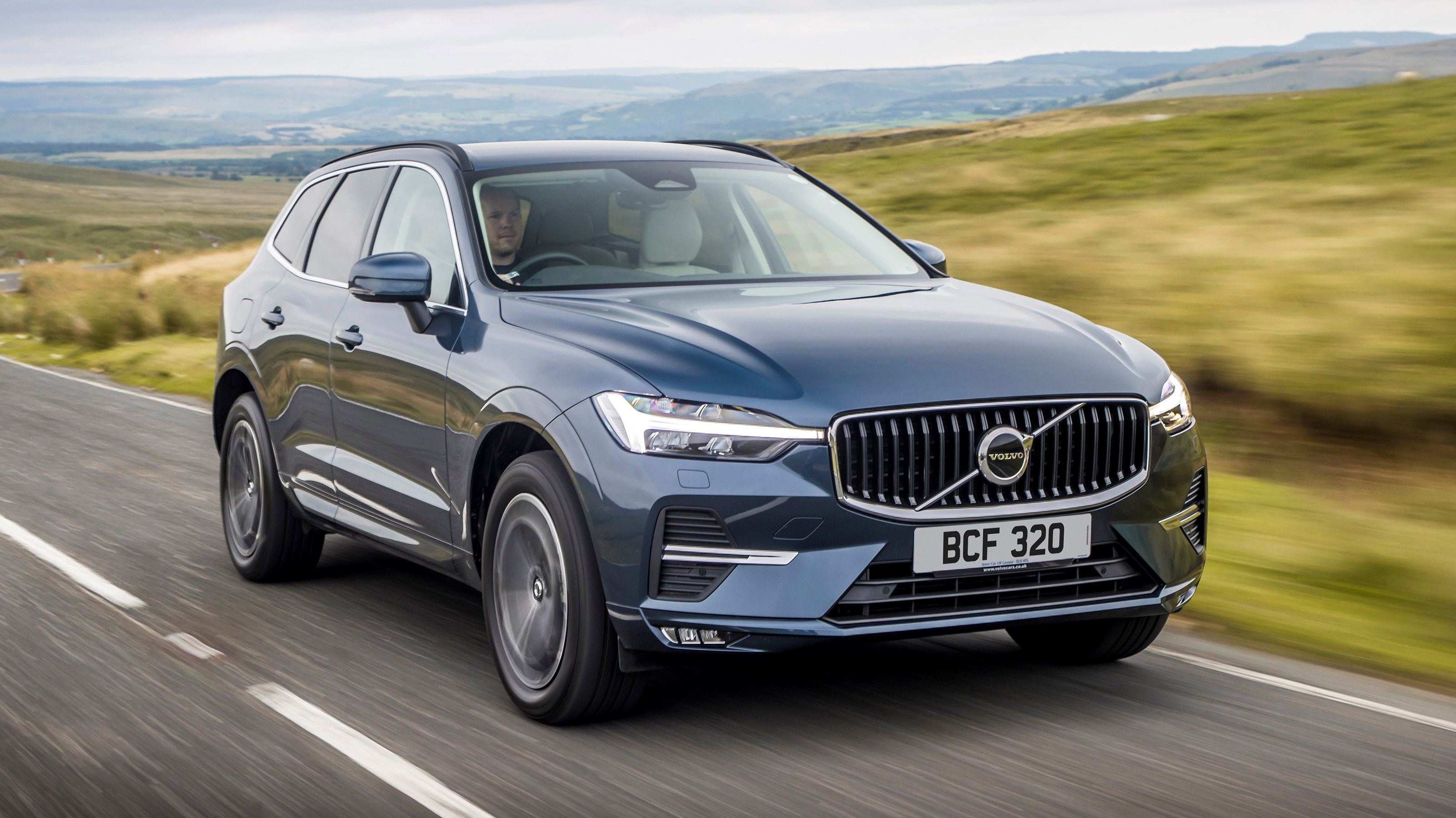Volvo Xc60 Suv Engines Drive Performance Carbuyer