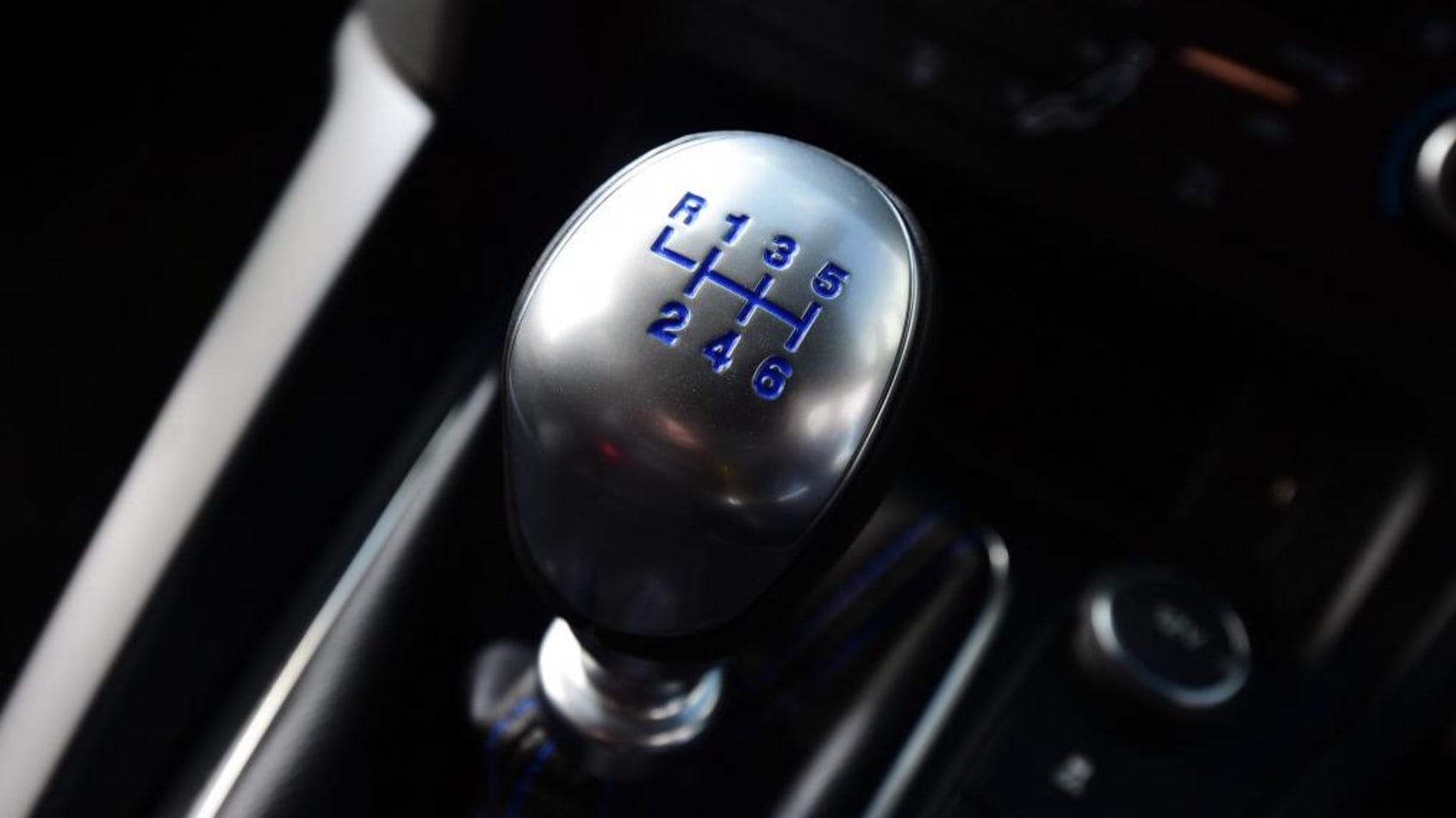 Manual Or Automatic Gearbox Which Is Best Carbuyer