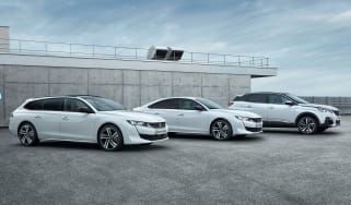 Peugeot 508 and 3008 hybrid models