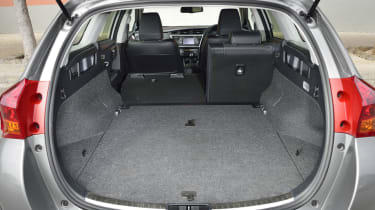 With the rear seats folded down the load space is a very impressive 1,635 litres