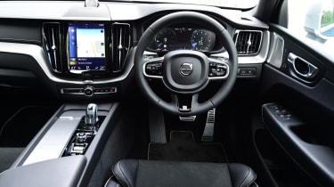 Volvo XC60 T8 - interior