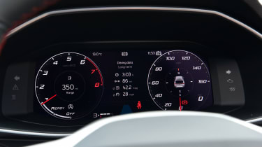 SEAT Leon hatchback - digital gauges