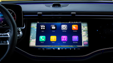Mercedes E-Class saloon infotainment