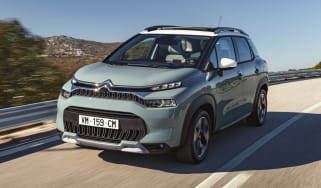 Citroen C3 Aircross facelift driving