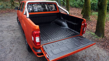Maxus T90 EV pickup load bed