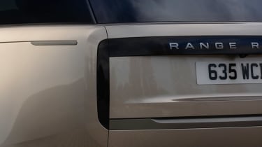 2022 Range Rover tail-light