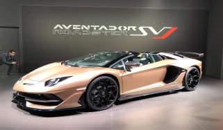 Lamborghini Aventador SVJ 2019 Geneva front quarter passenger
