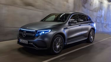 Mercedes EQC SUV tunnel