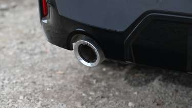 BMW 330e tailpipes