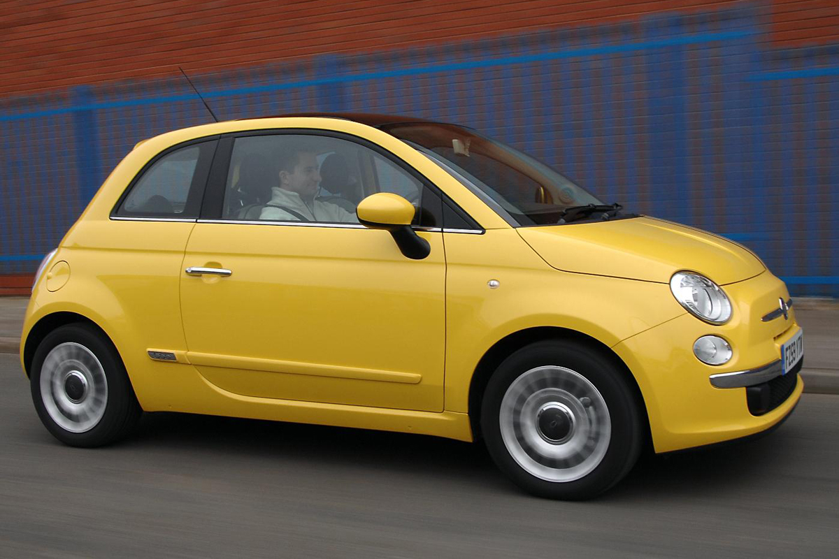bemærkning accent Under ~ Fiat 500 Pop review | Carbuyer