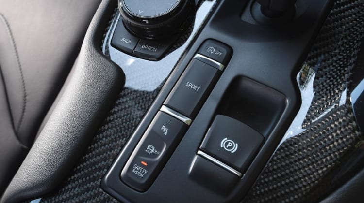 What is traction control? | Carbuyer