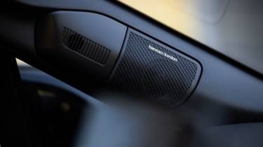 Renault Symbioz UK speakers