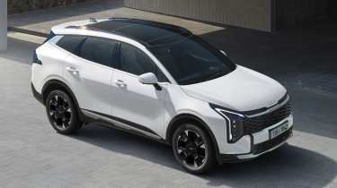 2025 Kia Sportage front quarter above