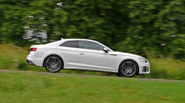 Audi A5 Coupe side panning