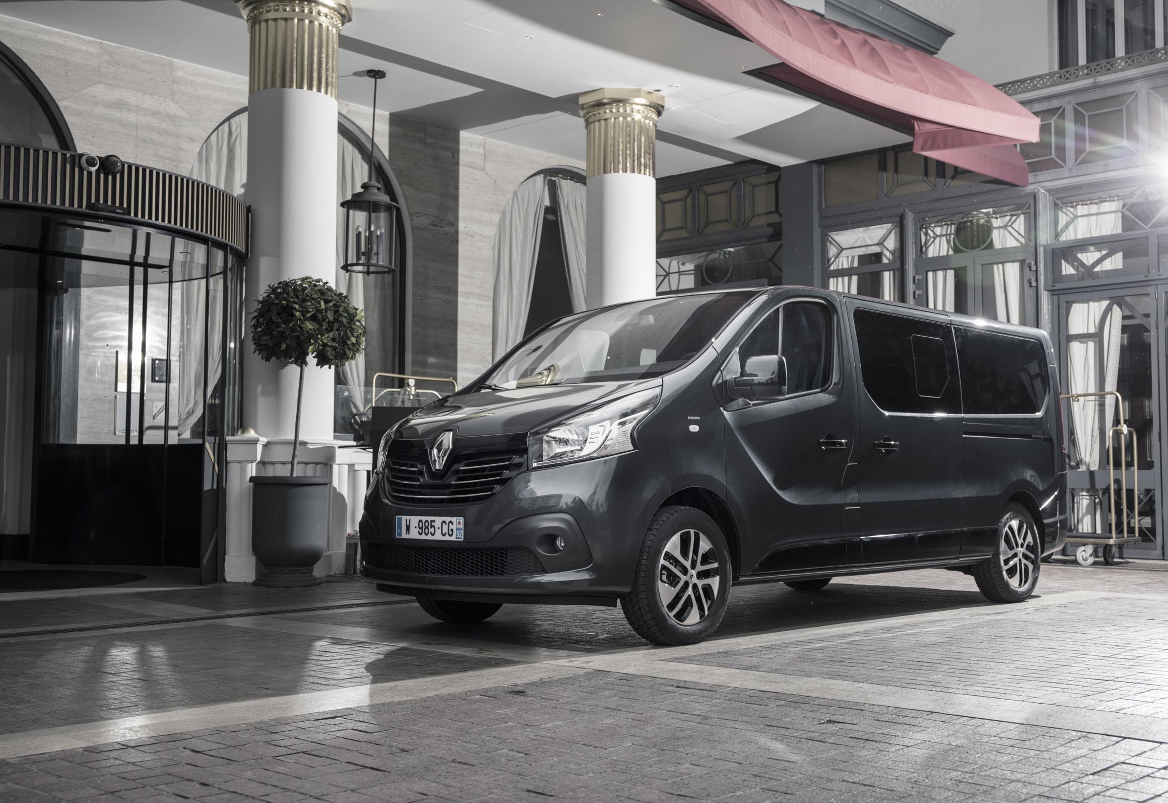 Scored! Unbeatable Renault Trafic Spaceclass Offers (Germany) - ddzcm31