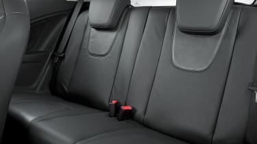 Novo Ford KA 2012 - Confira todos os itens, preços e detalhes do lançamento  em fotos