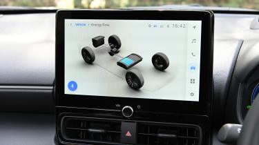 Toyota Yaris Cross infotainment