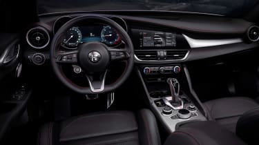 2023 Alfa Romeo Giulia - interior