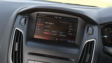 2015 Ford Focus hatchback screen