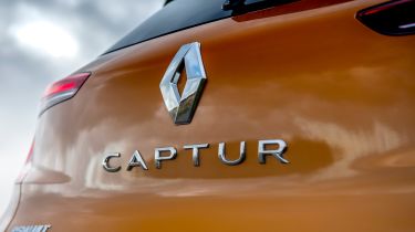 Renault Captur SUV boot badge