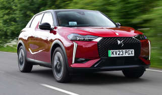 DS 3 E-Tense front quarter driving