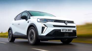 Renault Captur front quarter driving