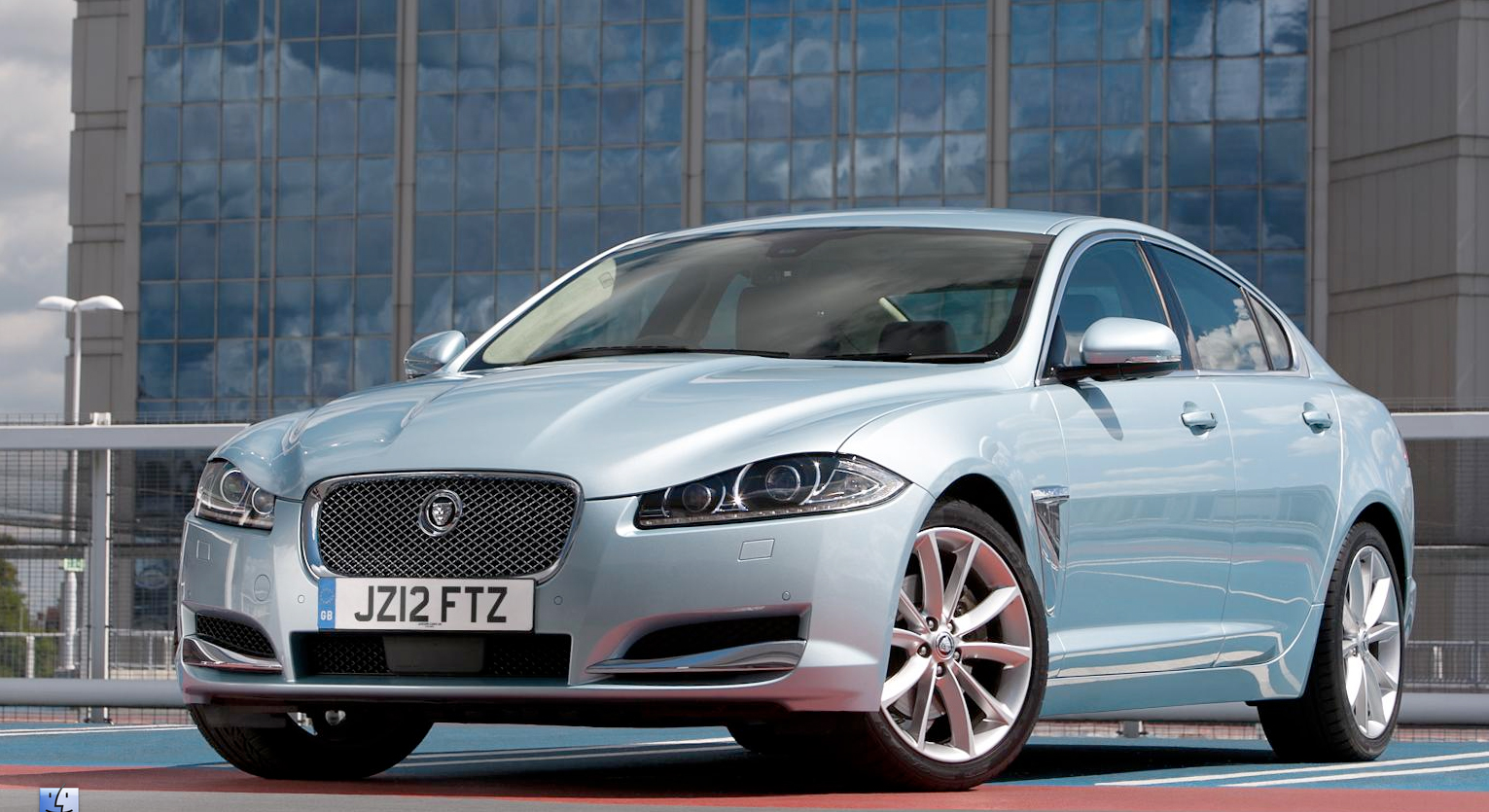 Jaguar XF diesel Carbuyer
