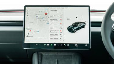 Tesla Model 3 facelift touchscreen