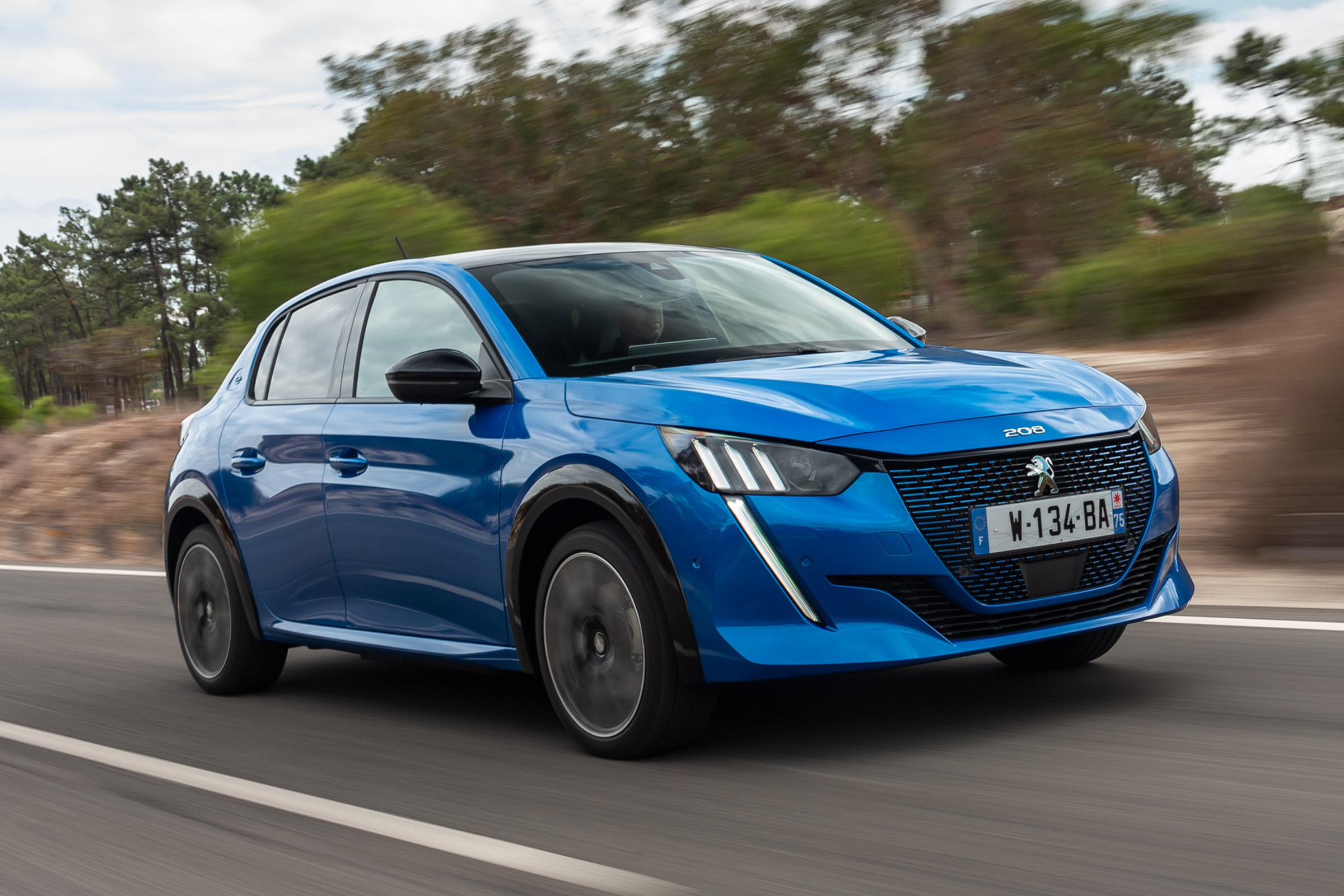 Peugeot e208 hatchback review pictures Carbuyer