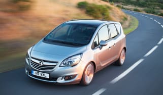 Vauxhall Meriva MPV 2013 front
