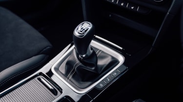 Kia XCeed hatchback gear lever